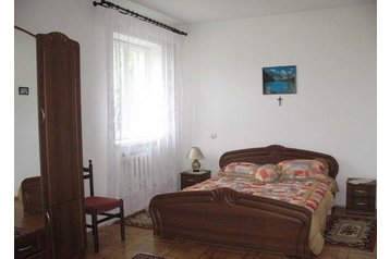 Ukrajina Privát Jaremče, Eksterijer
